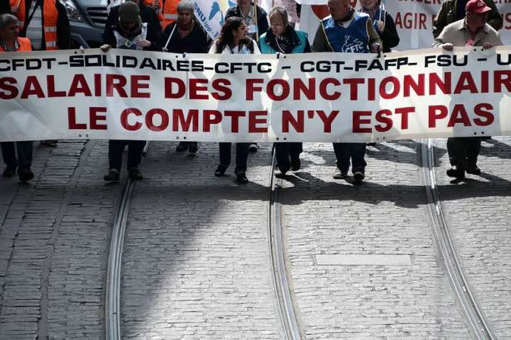 Чиновники Франції вийшли на загальнонаціональний страйк 