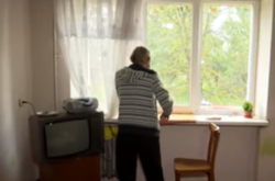 «Лег на кровать и заплакал»: душещипательная история о 70-летнем бездомном из Калуша