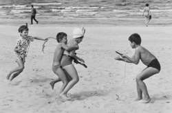 Лучшие игры советского детства, в которые наши дети уже не играют