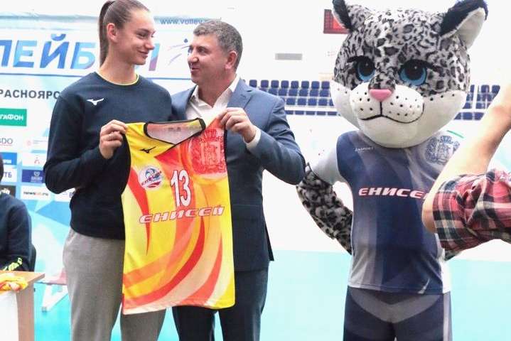 Волейболістка збірної України уклала угоду з російським клубом