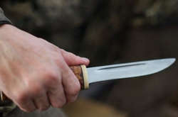 За напад на київських студенток чоловік і жінка отримали тюремний строк