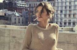 13 октября – День отказа от бюстгальтеров. Лучшие фото