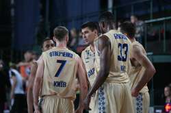 У баскетбольній Суперлізі «Дніпро» переміг «Черкаські Мавпи», а «Будівельник» - «Політехнік»