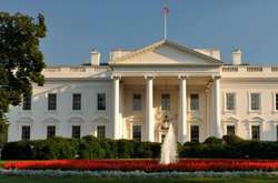 Колишнього керівника Білого дому допитали щодо втручання Росії до виборів у США