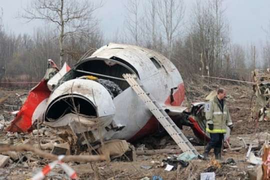 У Польщі виявили на самописці запис вибуху літака Качинського