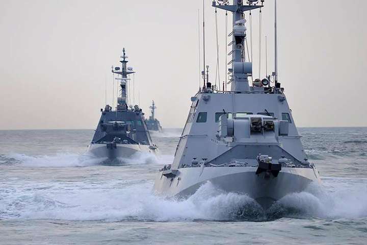 Нові військові бронекатери почали випробування у морі