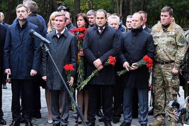 Помічник президента РФ Сурков приїхав у Ростов на відкриття пам’ятника бойовикам