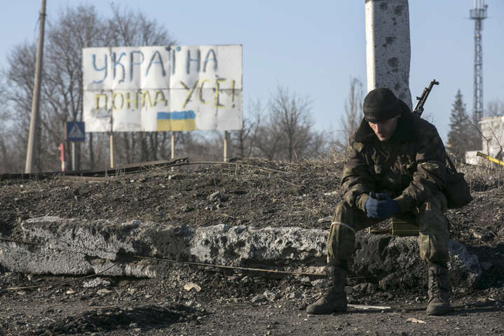 На Донбасі загинули двоє українських військових 