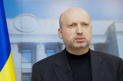 ЗМІ: Турчинов переніс візит до штаб-квартири НАТО