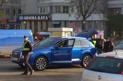 Огляд поліцейськими автівки нардепа Куніцина