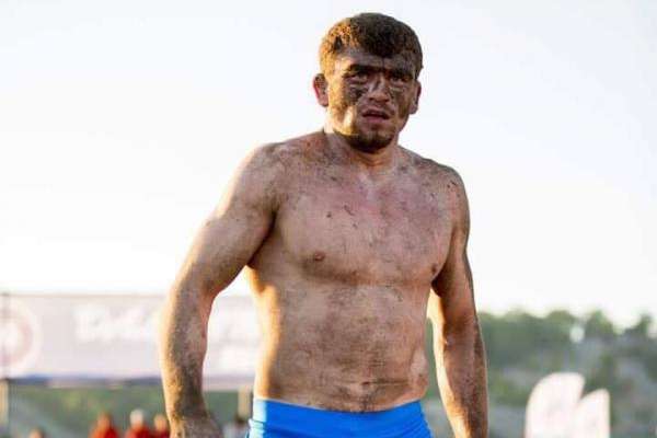 Українець став чемпіоном світу з пляжної боротьби