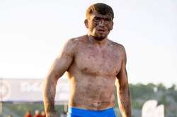 Українець став чемпіоном світу з пляжної боротьби