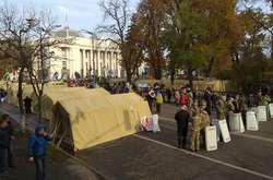 Третій день протестів під Радою: ситуація спокійна 