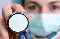 Порошенко вимагає, щоб жителі сіл вже цього року відчули на собі медреформу