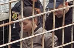 Появились фото водителя «Лексуса»-убийцы из суда