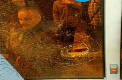 Розбите вікно у автобусі №114