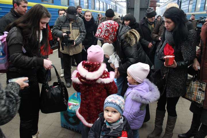 Понад півтора мільйона осіб в Україні стали вимушеними переселенцями