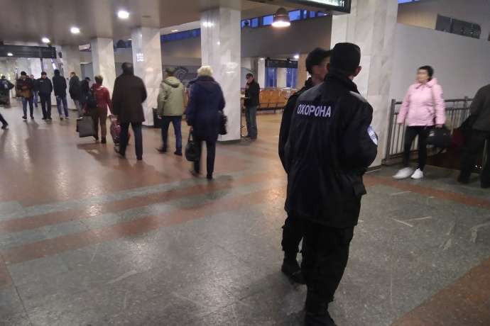 Через загрозу вибуху в Києві евакуюють вокзал