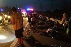 У Малайзії зіштовхнулись два автобуси: вісім людей загинули