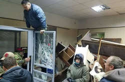 Комусь потрібна криза, от і вирішили використати справу Коханівського