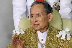 В Таїланді ховатимуть короля, який помер рік тому