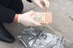 Необычный дефицит. Почему в Украине не хватает денег «на взятки»