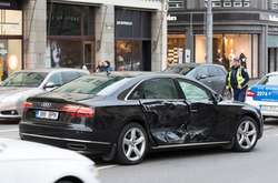 Глава уряду Естонії потрапив у ДТП