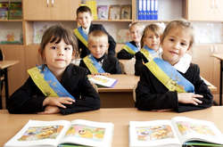 Головатий: Український закон «Про освіту» припиняє «комуністичну лафу» для Угорщини і Румунії