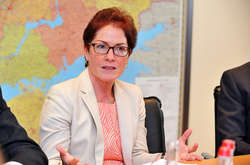 Посол США розповіла, яким в Україні має бути антикорупційний суд