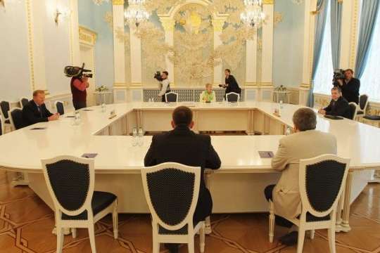 У Мінську почалося засідання контактної групи щодо Донбасу 