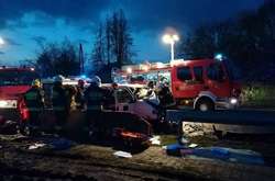 Бус с украинцами попал в ДТП в Польше: есть погибшие