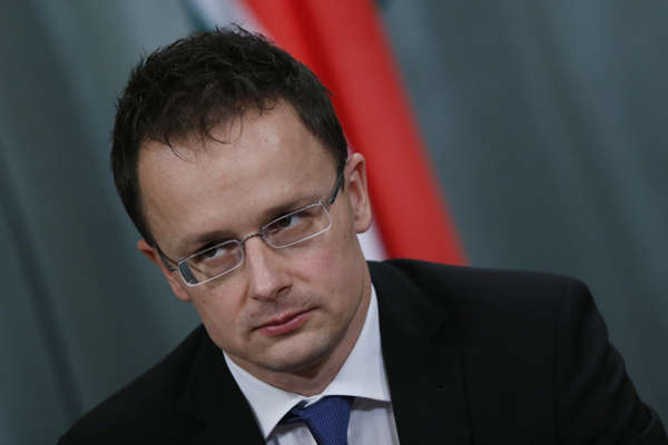 Угорщина заблокувала наступне засідання комісії НАТО-Україна