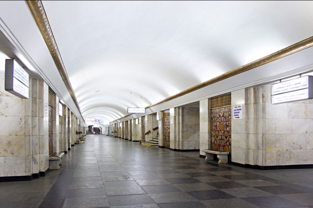 У Києві закрили станцію метро «Хрещатик» через повідомлення про мінування 