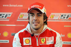 Гонщик Формули-1 Фернандо Алонсо візьме участь у 24-годинному марафоні