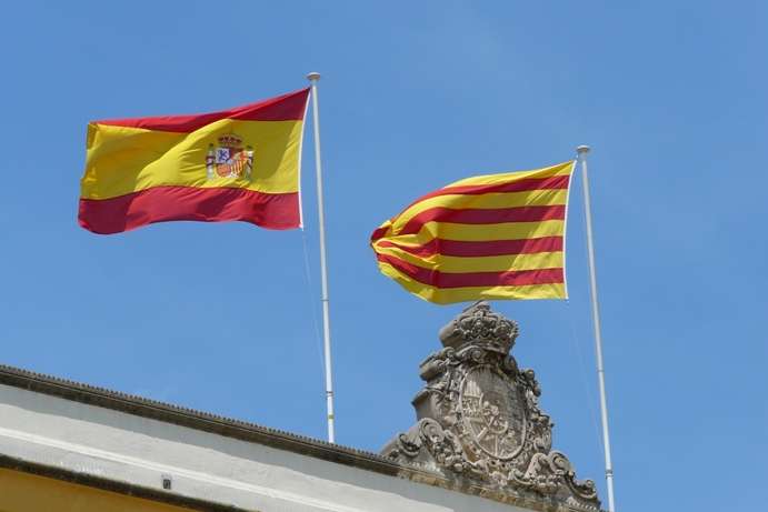 Уряд Іспанії перебрав на себе владу в Каталонії