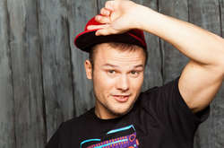 СБУ зняла зі співака Макса Коржа заборону на в'їзд