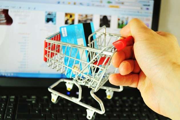 Покупки товарів через інтернет закордоном можуть обмежити