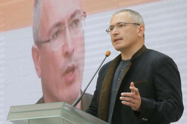 Ходорковський запевняє, що не збирається фінансувати кампанію Собчак