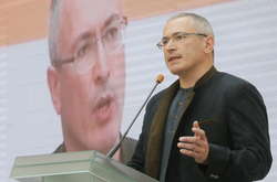 Ходорковський запевняє, що не збирається фінансувати кампанію Собчак