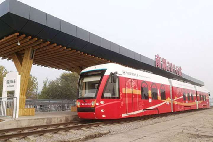 У Китаї запустили перший у світі водневий трамвай
