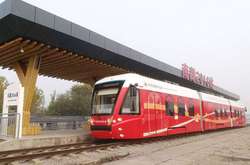 У Китаї запустили перший у світі водневий трамвай