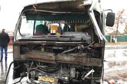 На Київщині зіткнулися два пасажирських автобуси. Водій-винуватець втік (фото)