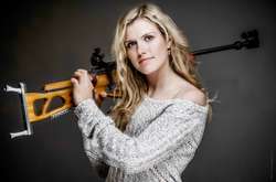 Красуня з рушницею: гарячі фото найкрасивішої біатлоністки світу Габріели Коукалової