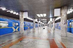 Рух поїздів у київському метро відновлено 