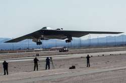 США направляють в Східну Азію стратегічний бомбардувальник В-2