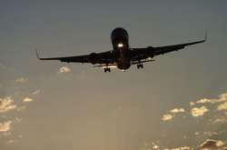 Ураган помешал самолету приземлиться в Черновцах