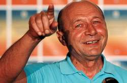 Як румунський екс-президент в Молдові за об'єднання з Румунією агітує