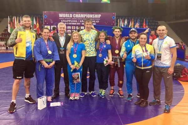 Збірна України з панкратіону зібрала чимало медалей на першості світу