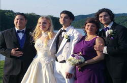 ЗМІ показали, як донька екс-регіоналки Бондаренко вийшла заміж у США