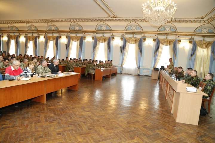 Представники НАТО відвідали Військову академію в Одесі